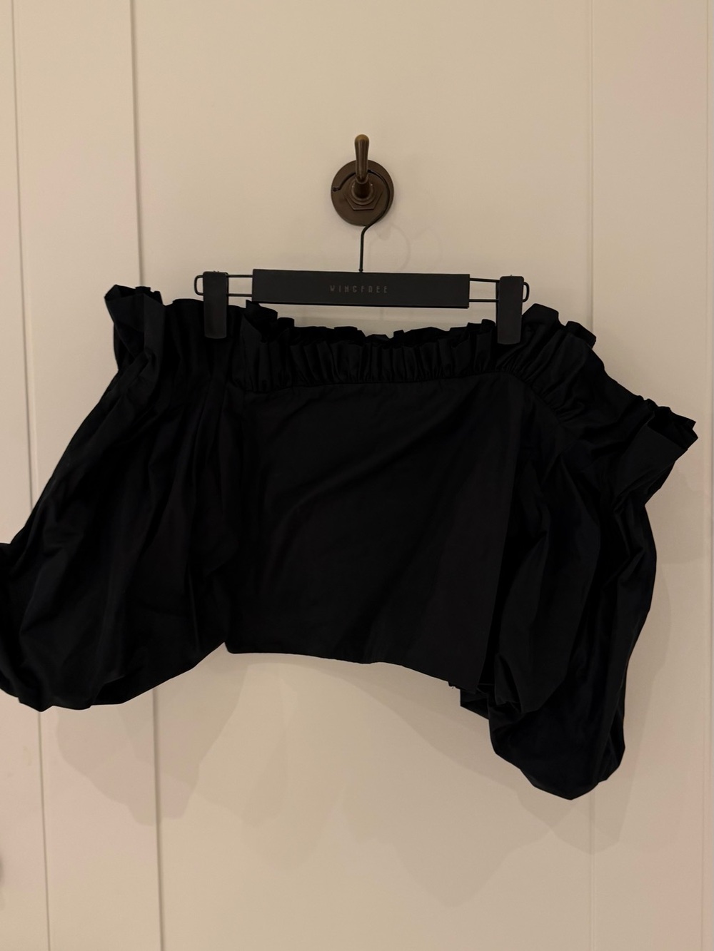 Black Off-Shoulder Puff Sleeve Skirt/ Philosophy di Lorenzo Serafini